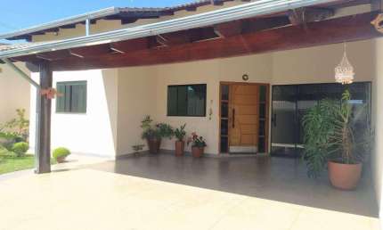 Excelente casa com 3 quartos à venda, 130 m² por R$ 780.000 - Parque dos Pirineus - Anápolis/GO