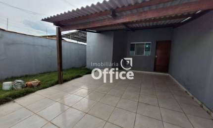 Casa com 3 quartos à venda, 137 m² por R$ 350.000 - Setor Summerville - Anápolis/GO