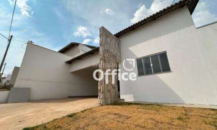 Casa com 3 quartos à venda em condomínio fechado ,135 m² por R$ 450.000 - Residencial Araguaia - Anápolis/GO