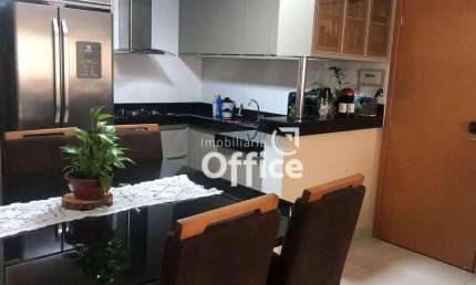 Apartamento com 3 quartos à venda, 80 m² por R$ 340.000 - Chácaras Colorado - Anápolis/GO