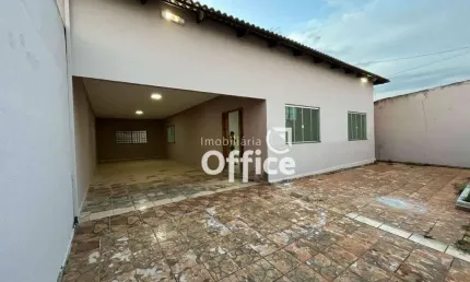 Casa com 3 quartos à venda, 150 m² por R$ 410.000 - Lourdes - Anápolis/GO