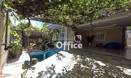 Casa com 6 dormitórios à venda, 333 m² por R$ 800.000,00 - Anápolis City - Anápolis/GO