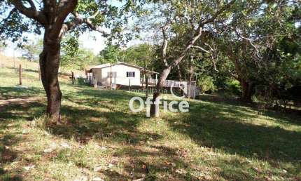 Chácara com 2 quartos à venda, 51000 m² por R$ 850.000 - Zona Rural - Pirenópolis/GO