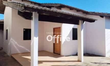 Casa com 3 quartos à venda, 160 m² por R$ 320.000 - Santo Antônio - Anápolis/GO