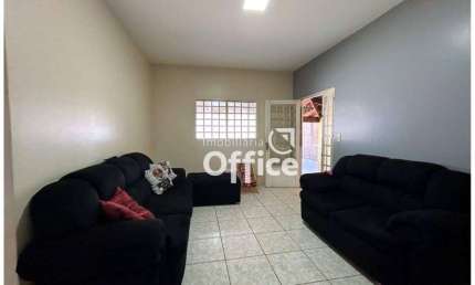 Casa com 2 dormitórios à venda, 150 m² por R$ 400.000,00 - Itamaraty 4ª Etapa - Anápolis/GO