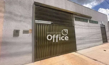 Casa com ponto comercial na frente e 3 dormitórios à venda, 250 m² por R$ 380.000 - Parque Brasília - Anápolis/GO