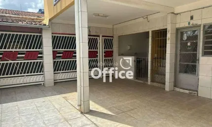 Sobrado com 3 quartos à venda, 235 m² por R$ 450.000 - Setor São José - Goiânia/GO
