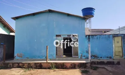Casa com 3 quartos à venda, 119 m² por R$ 300.000 - Parque Brasília 2ª Etapa - Anápolis/GO