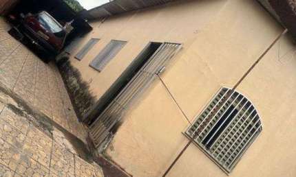 Casa com 4 Quartos 2 salas , cozinha , 2 banheiros, garagem pra 4 carros. à venda, 90 m² por R$ 270.000 - Vila Harmonia - Anápolis/GO