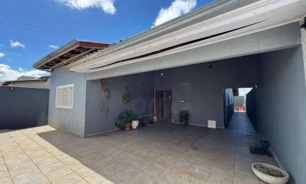 Casa com 3 quartos à venda, 179 m² por R$ 800.000 - Parque Brasília - Anápolis/GO