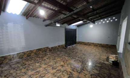 Casa com 3 quartos à venda, 180 m² por R$ 250.000 - Conjunto Habitacional Filostro Machado Carneiro - Anápolis/GO