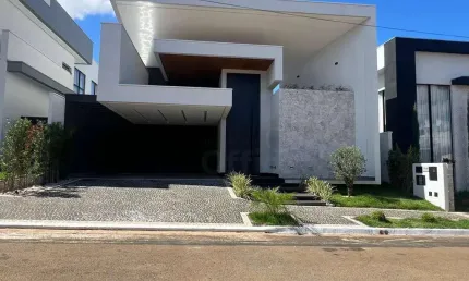 Casa com 4 dormitórios à venda, 253 m² por R$ 2.400.000,00 - Condomínio Grand Trianon  - Anápolis/GO