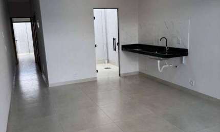 Casa com 2 quartos à venda, 70 m² por R$ 240.000 - Vida Nova - Anápolis/GO