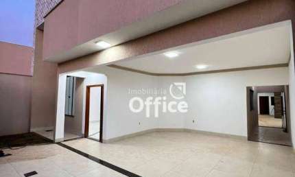 Casa com 3 dormitórios à venda, 200 m² por R$ 800.000,00 - Boa Vista - Anápolis/GO