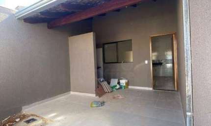 Casa com 3 quartos para alugar, 70 m² por R$ 2.500/mês - Residencial Vida Nova - Anápolis/GO