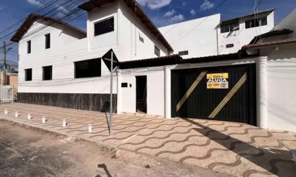 Casa com 3 dormitórios para alugar, 550 m² por r$ 6.000,01/mês - jundiaí - anápolis/go