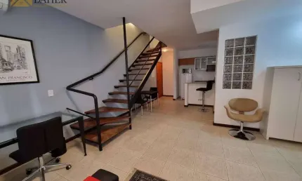 Apartamento Flat Duplex com 2 dormitórios à venda, 83 m² por R$ 690.000 - Parque Residencial Aquarius - São José dos Campos/SP