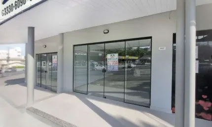 Sala comercial com 3 salas para alugar na Rua General Osório, 2837, Água Verde, Blumenau, 60 m2 por R$ 2.190