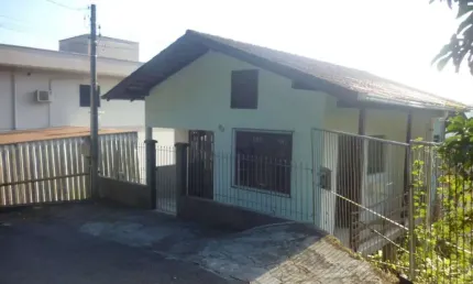 Casa com 2 quartos à venda no Centro, Blumenau , 60 m2 por R$ 330.000