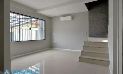 Casa com 2 quartos à venda em Água Verde, Blumenau , 112 m2 por R$ 639.000