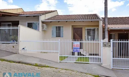 Casa com 2 quartos à venda no Velha Central, Blumenau , 57 m2 por R$ 360.000