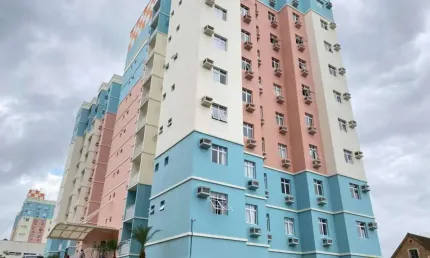 Apartamento com 2 quartos para alugar na Rua Gustavo Zimmermann, 2088, Itoupava Central, Blumenau, 56 m2 por R$ 1.380
