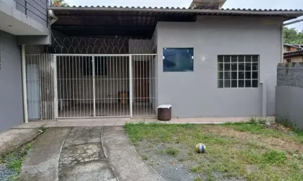 Casa com 2 quartos para alugar na Rua Fritz Koegler, 1471, Fortaleza, Blumenau, 50 m2 por R$ 1.400