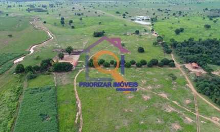 FAZENDA DE DUPLA APTIDÃO COM 5.150 HA  FORMADA EM PEDRA DE MARIA DA CRUZ-MG