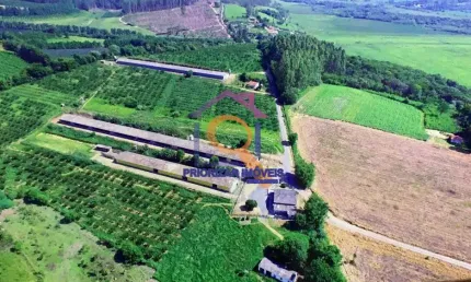 FAZENDINHA DE 15,8 HA COM GRANJA NA REGIÃO DE SOROCABA -SP