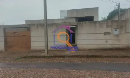 CASA DE ALTO PADRÃO COM 3 QTS A VENDA NO NOVO IGARAPÉ -MG