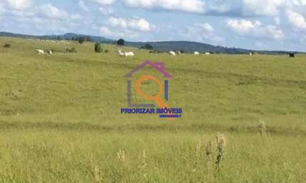 ÓTIMA FAZENDA DE PECUÁRIA COM 240 HA FORMADA EM BOTUCATU-SP