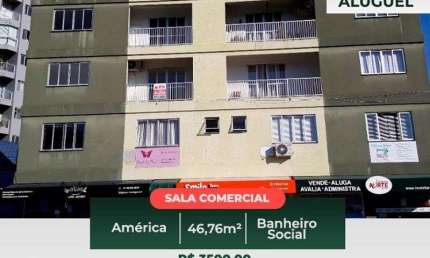 Casa comercial para alugar na Rua Orestes Guimarães, 700, América, Joinville