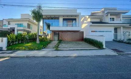 Casa para Venda em Palhoça, PEDRA BRANCA, 3 dormitórios, 3 suítes, 1 banheiro, 2 vagas