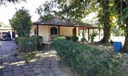 Chácara / sítio com 2 quartos à venda na Rodovia Rio-Friburgo, Área Rural de Guapimirm, Guapimirim, 150 m2 por R$ 900.000