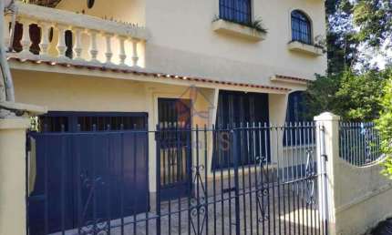 Casa com 4 quartos à venda na Avenida Dedo de Deus, Centro, Guapimirim por R$ 470.000