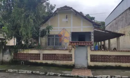 Casa com 2 quartos à venda na Estrada do Limoeiro, Iconha, Guapimirim, 100 m2 por R$ 250.000