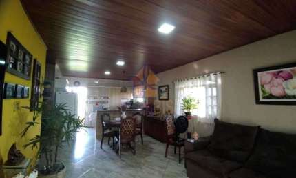 Chácara / sítio com 2 quartos à venda na Rua Marquês do Lavradio, Vale das Pedrinhas, Guapimirim, 90 m2 por R$ 290.000