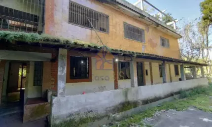 Chácara / sítio com 8 quartos à venda na Rua Cinquenta e Três, Vale das Pedrinhas, Guapimirim, 250 m2 por R$ 280.000