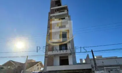 Excelente apartamento composto de 3 quartos sendo 1 Suite, no bairro Itacolomi em Balneario Picarras.