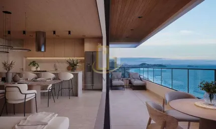 Apartamento de 3 suites, sendo 1 suite master a 160 metros do mar no centro de balneario picarras.