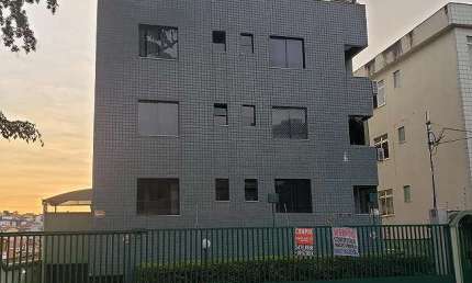 Apartamento para venda possui 223 metros quadrados com 3 quartos