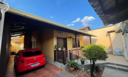 Casa para venda tem 300 metros quadrados com 3 quartos em Santa Amélia - Belo Horizonte - MG