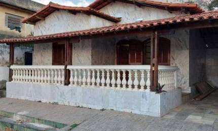 Casa para venda tem 200 metros quadrados com 2 quartos em Candelária - Belo Horizonte - MG