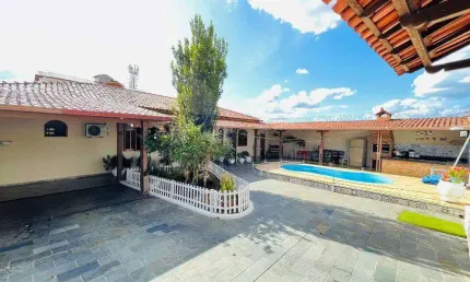 Casa para venda possui 308 metros quadrados com 3 quartos em Jardim Atlântico - Belo Horizonte - MG