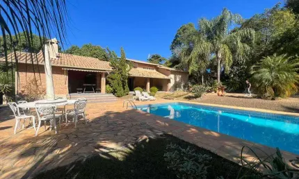 Fazenda/Sítio/Chácara para venda com 5854 metros quadrados com 4 quartos