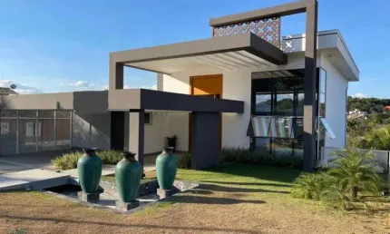 Casa para venda possui 600 metros quadrados com 4 quartos em Condados da Lagoa - Lagoa Santa - MG