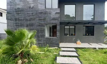 Casa para venda possui 657 metros quadrados com 4 quartos em Jardim Atlântico - Belo Horizonte - MG