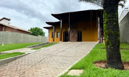 Casa com 4 quartos à venda na Rua Etervino Tibúrcio Henriques, 85, Garças, Belo Horizonte