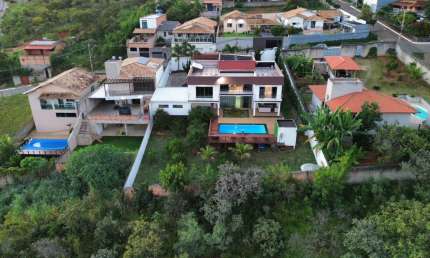 ESPETACULAR MANSÃO COM VISTA PARA LAGOA EM LAGOA SANTA BAIRRO LUNDCEIA.