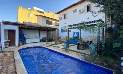 Excelente casa com 04 quartos no bairro Dona Clara.